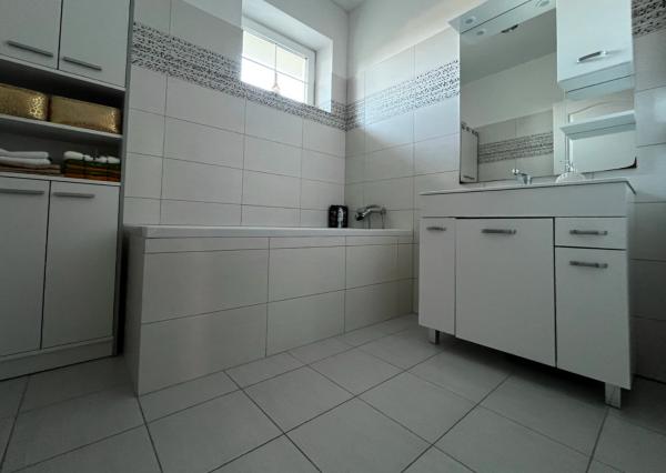 Na predaj moderný 4-izbový rodinný dom – Florida Villa Park, Dunajská Streda