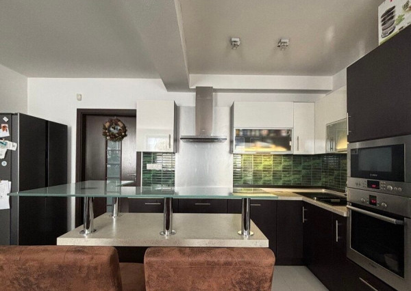 Na prenájom: Svetlý 3-izbový byt s parkovaním – Ružinov