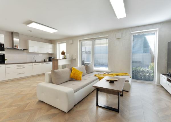 Nadštandartný 4 izbový Rodinný Dom v srdci Malého Raja, Slovenský Grob 