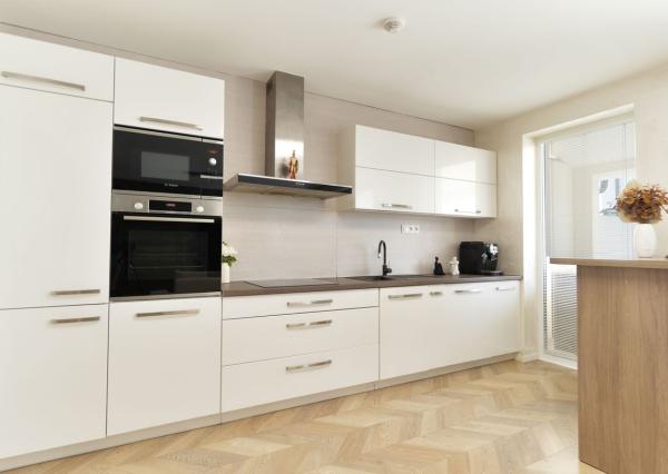 Nadštandartný 4 izbový Rodinný Dom v srdci Malého Raja, Slovenský Grob 