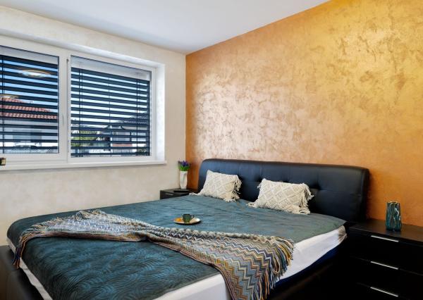 Nadštandartný 4 izbový Rodinný Dom v srdci Malého Raja, Slovenský Grob 