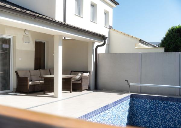 Nadštandartný 4 izbový Rodinný Dom v srdci Malého Raja, Slovenský Grob 