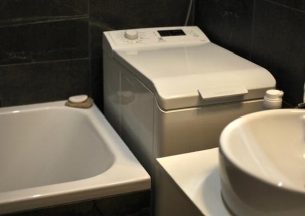 Na predaj 2-izbový byt v tehlovom dome – Ružová dolina, Ružinov