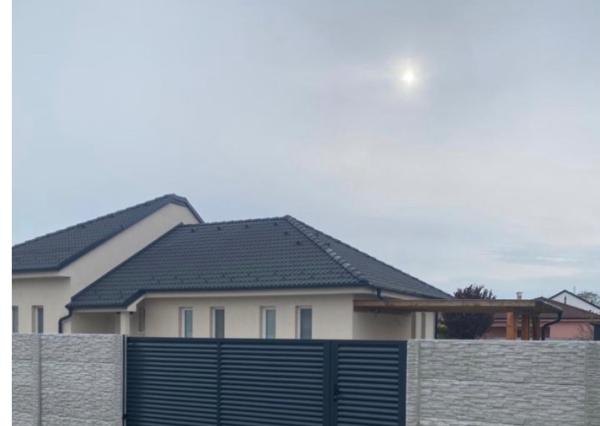 krásny rodinný dom v Rajke