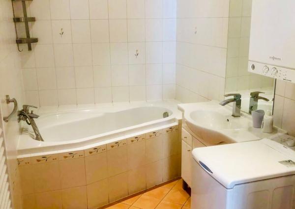 Prenájom 2 izb zariadeného bytu Bratislava Ružinov