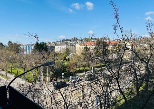 Slnečný 2izbový byt na prenájom