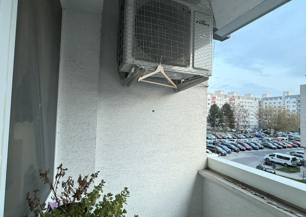 Priestranný 4-izbový byt