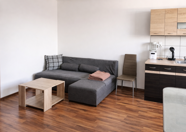 Na prenájom: 3-izbový byt, Bratislava – Domové role