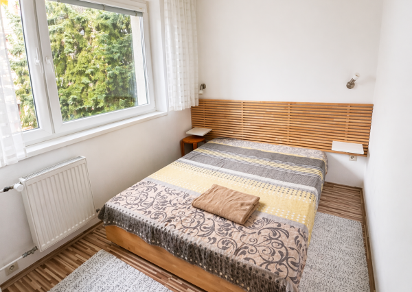 Na prenájom: Priestranný 3-izbový byt s dvoma balkónmi – Bratislava, Ružinov