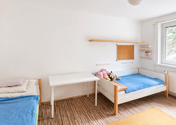 Na prenájom: Priestranný 3-izbový byt s dvoma balkónmi – Bratislava, Ružinov