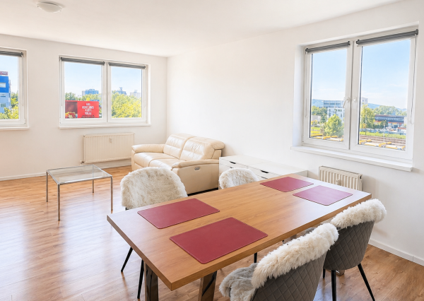 Na prenájom 3-izbový byt s balkónom – Bratislava, Petržalka
