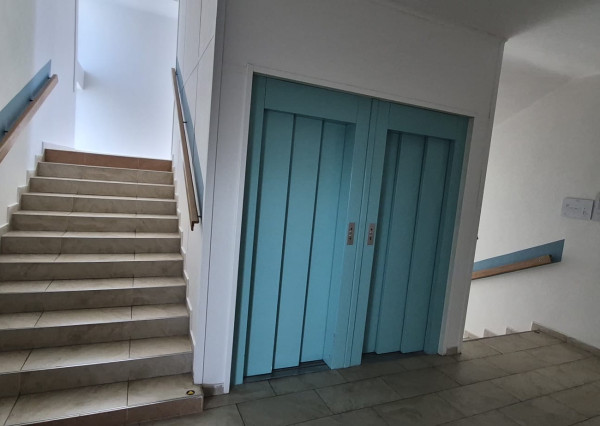 KANCELÁRSKE PRIESTORY S NÍZKYMI NÁKLADMI – BRATISLAVA, BOJNICKÁ ULICA