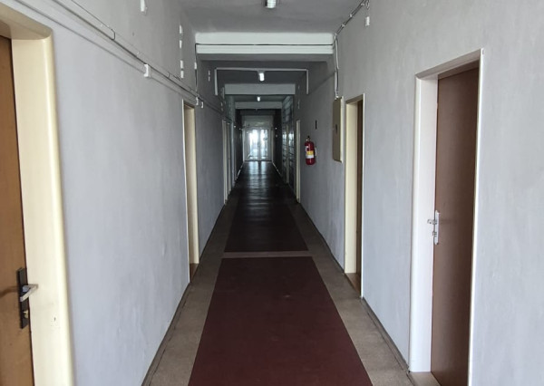 KANCELÁRSKE PRIESTORY S NÍZKYMI NÁKLADMI – BRATISLAVA, BOJNICKÁ ULICA