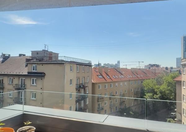 Svetlý 1-izbový apartmán s veľkým južným balkónom v rezidencii PREMIÈRE