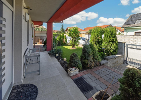 Samostatne stojaci bungalov, Hviezdoslavov