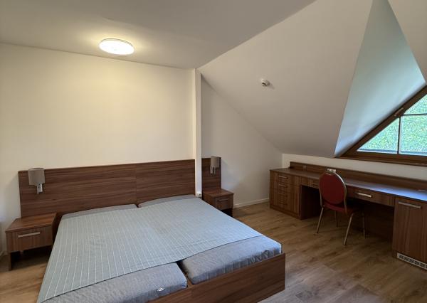 Bývanie pri Draždiaku: Svetlý 2-izbový apartmán