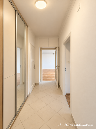 NA PREDAJ | PRIESTRANNÝ 3 IZBOVÝ BYT S LOGGIOU PRI CENTRE BRATISLAVY - fotografia 12