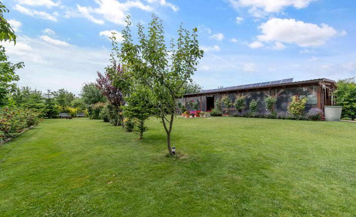 REZERVOVANÝ Váš vlastný kúsok raja vo Veľkom Bieli | 4 550 m² súkromia - fotografia 13