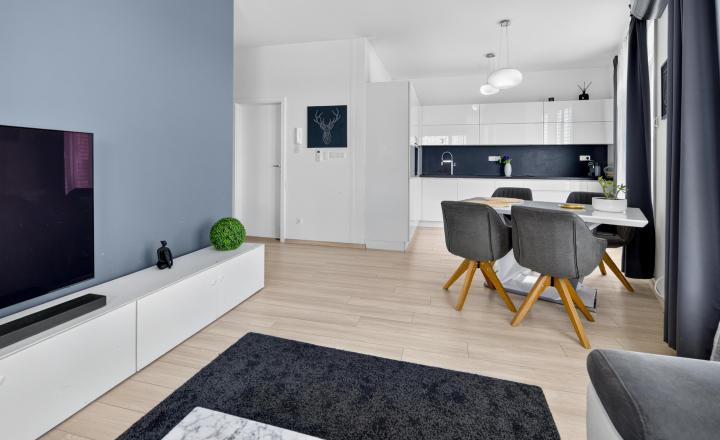 Moderný 3-izbový byt s 2 balkónmi a 2 parkovacími miestami - fotografia 5