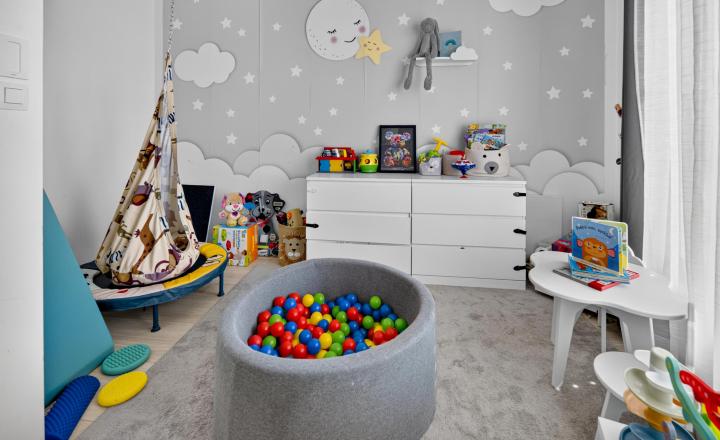 Moderný 3-izbový byt s 2 balkónmi a 2 parkovacími miestami - fotografia 2