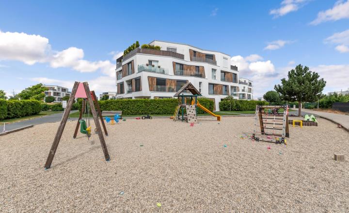 Moderný 3-izbový byt s 2 balkónmi a 2 parkovacími miestami - fotografia 21