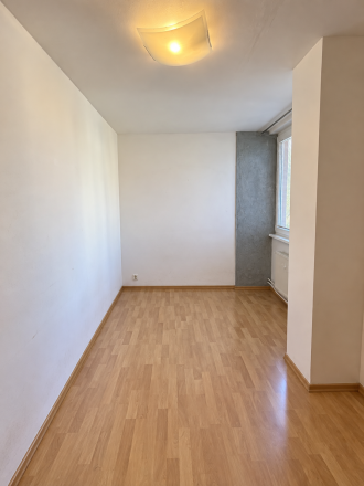 PREDAJ | 2-izbový byt s lodžiou a parkovaním – Bajkalská ul. - fotografia 6