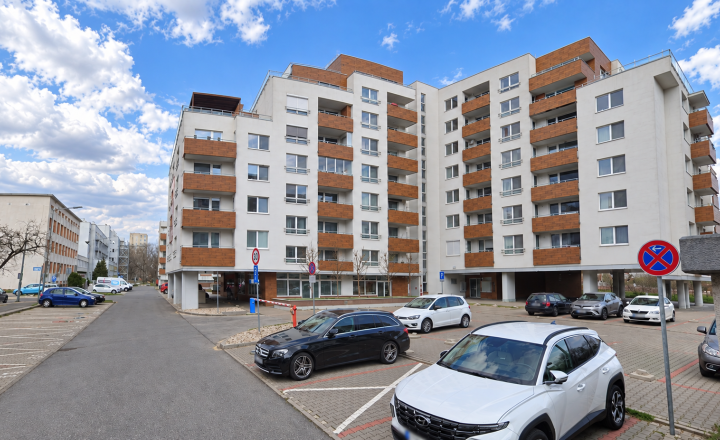 MODERNÝ 3-IZBOVÝ BYT NA PRENÁJOM BRATISLAVA – NOVÉ MESTO - fotografia 11