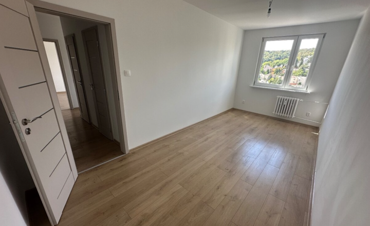 PREDAJ: Novozrekonštruovaný 2 izbový byt | Dúbravka - fotografia 3