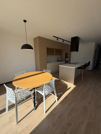MODERNÝ 4-IZBOVÝ BUNGALOV NA PRENÁJOM – HVIEZDOSLAVOV RESIDENCE - fotografia 5