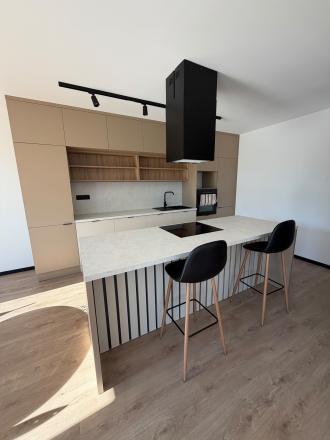 MODERNÝ 4-IZBOVÝ BUNGALOV NA PRENÁJOM – HVIEZDOSLAVOV RESIDENCE - fotografia 4
