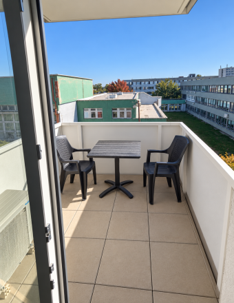 Svetlý 2-izbový byt s balkónom a garážovým státím v projekte RNDZ - fotografia 12