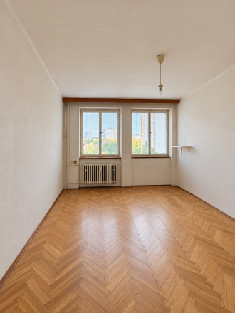 NA PREDAJ | PRIESTRANNÝ 3 IZBOVÝ BYT S LOGGIOU PRI CENTRE BRATISLAVY - fotografia 17