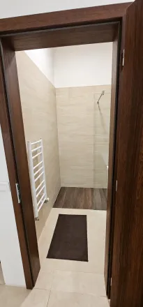 Štýlový 2-izbový byt |garážové státie | Bezručova Residence - fotografia 3