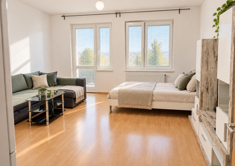 PRENÁJOM | Zariadená garzónka s balkónom, 40 m² | Petržalka