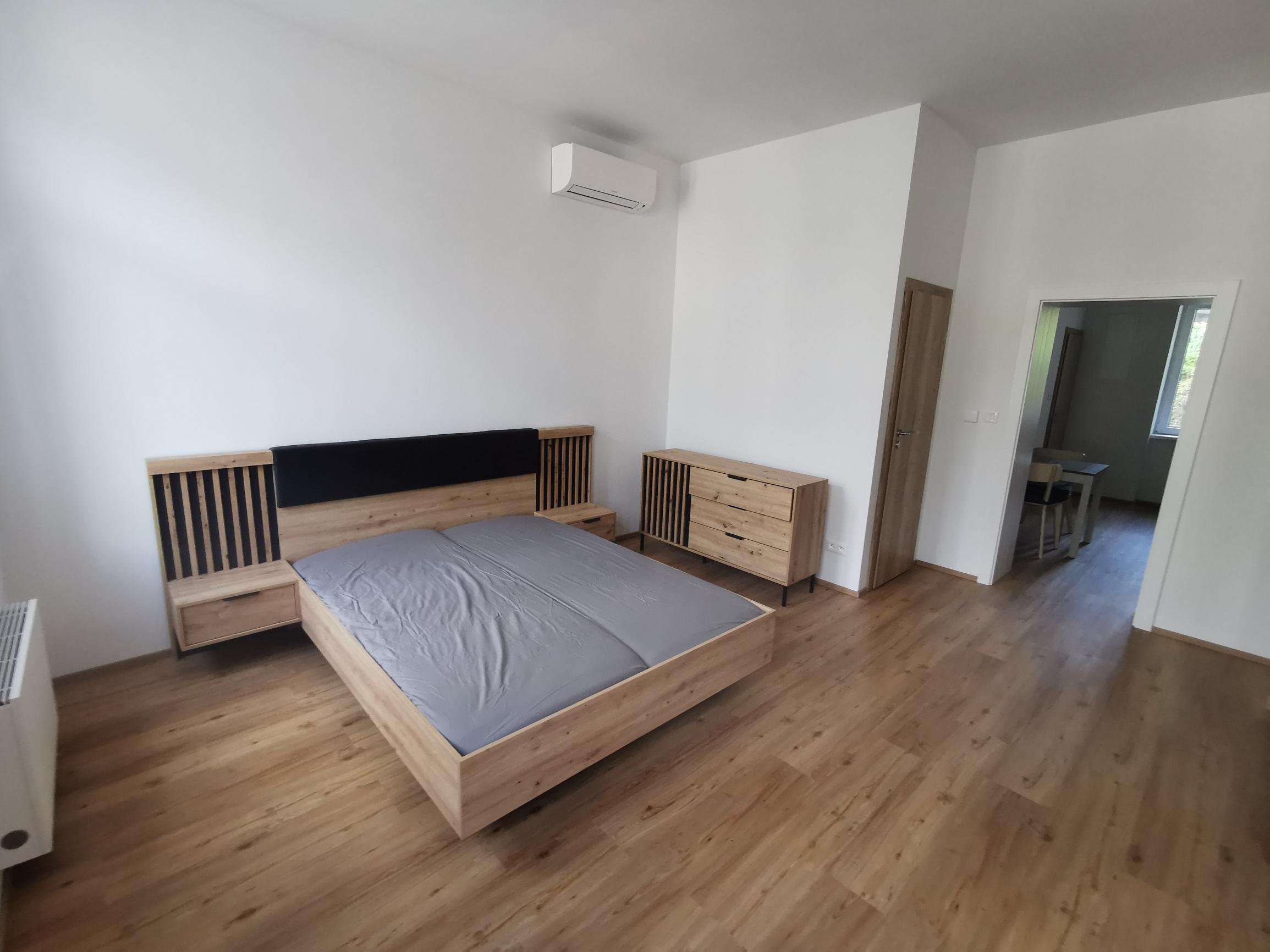 Prenájom 1i bytu, po kompletnej rekonštrukcii, Mlynské Nivy