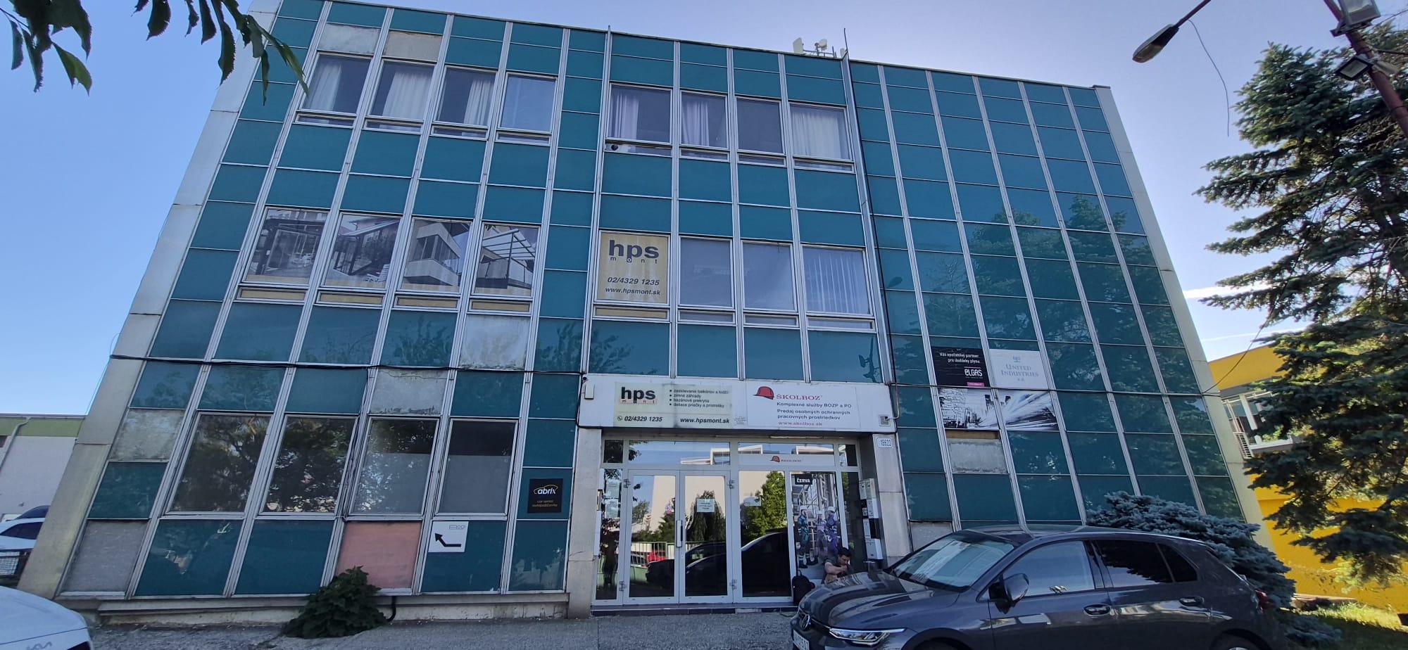 Dostupné kancelárske a multifunkčné priestory na prenájom